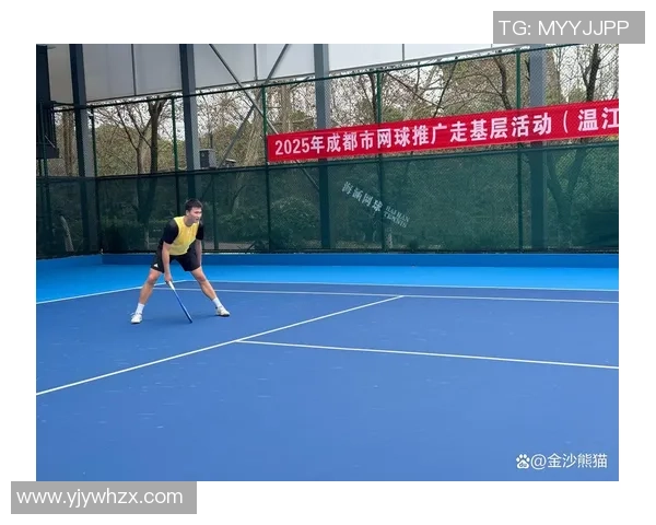 成都网球队的蜕变与成长:一段关于坚持与梦想的网球纪实之旅 成都网球队的蜕变与成长:一段关于坚持与梦想的网球纪实之旅