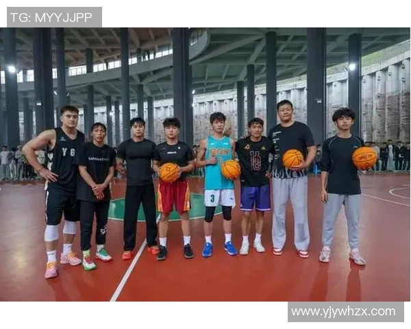 打篮球的艺人们如何在球场上展现个人魅力与艺术才华的完美结合 打篮球的艺人们如何在球场上展现个人魅力与艺术才华的完美结合